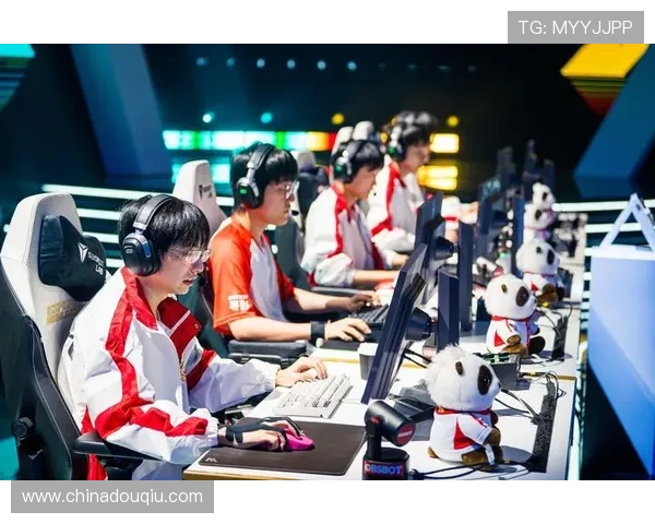 斗球直播官方微信为用户提供个性化的赛事提醒和直播通知服务